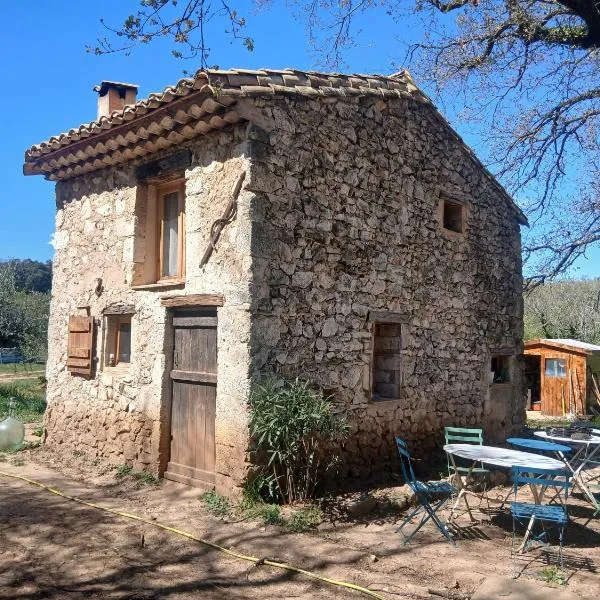 Les Bergeries d Orkan, hotel in Châteauneuf-du-Rhône