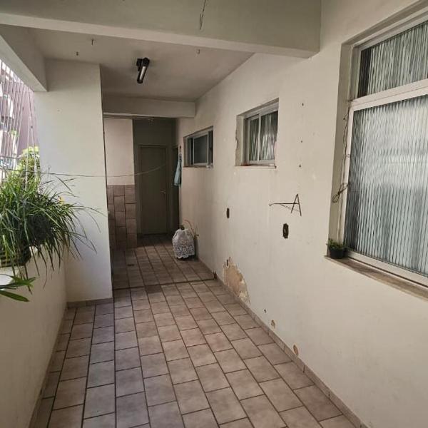 Itapuã - 4 Minutos da Praia - Apartamento Espaçoso - 2 Quartos - 2 Varandas - Foto 3