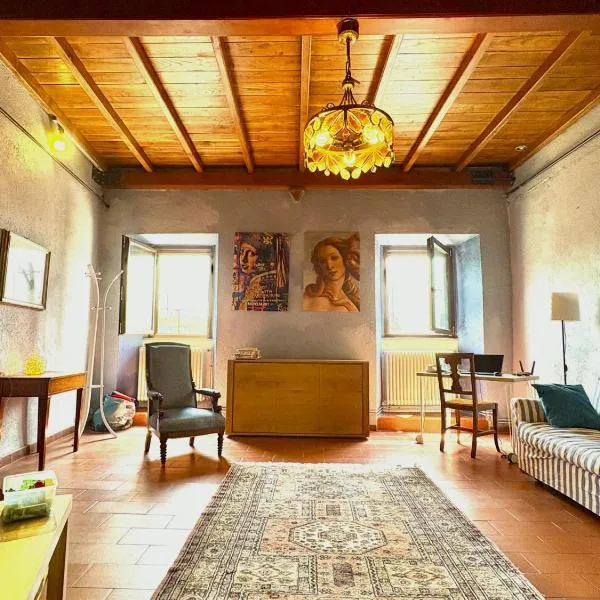 La Casa del Voltone โรงแรมในปอนเตรโมลิ