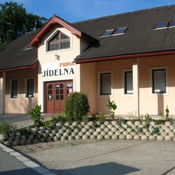 Apartmány Prima-Pokoje, viešbutis mieste Mimoň