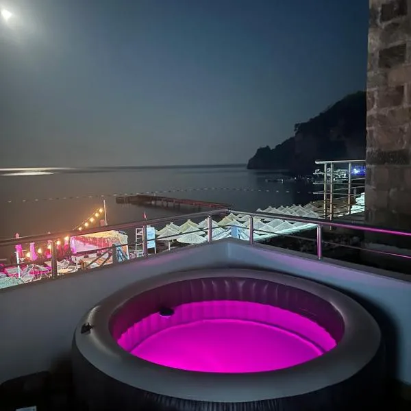 Lili's Sea View, hotel en Budva