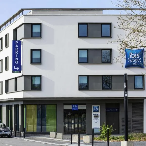 ibis budget Saint Quentin Yvelines - Vélodrome, hotel v mestu Montigny-le-Bretonneux