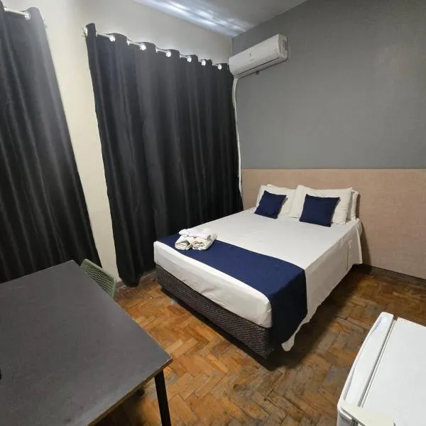 Hotel Divinopolis - Centro، فندق في ديفينوبوليس