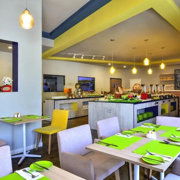 ibis Styles Kuala Lumpur Sri Damansara, hotel di Petaling Jaya