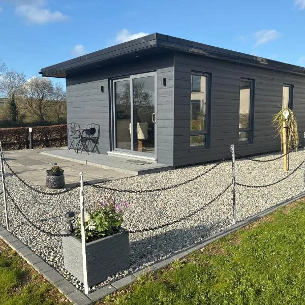 Heron's Rest Studio, hotel em Macroom