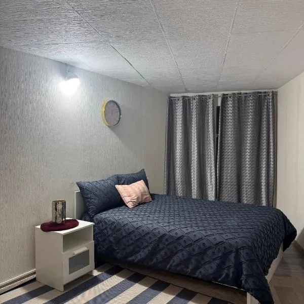 Charmant studio cosy privée: Drancy'de bir otel