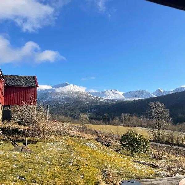 Staurset gård, hotel a Mittet