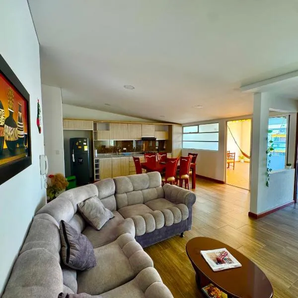 Apartamentos Roma cerca a todo en Paipa, hotel v mestu Paipa