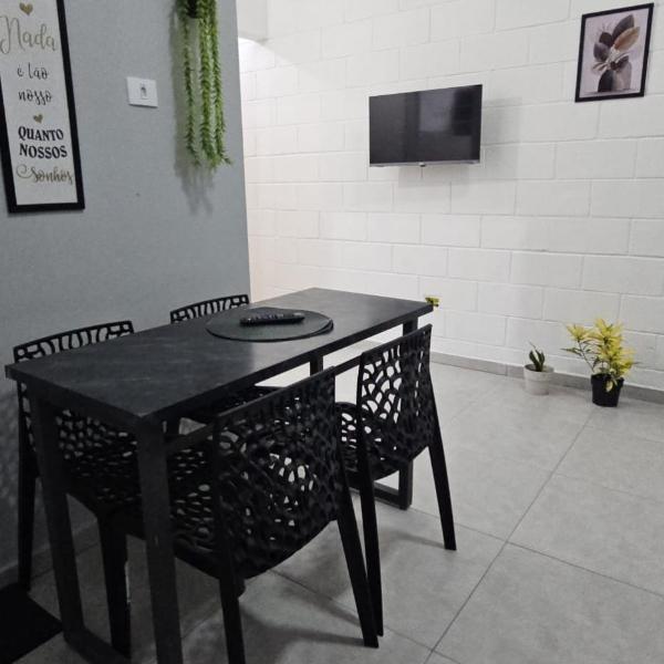 Casa Completa em Cotia com estacionamento - Foto 2