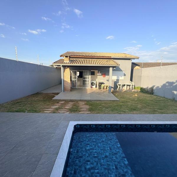 Casa com piscina