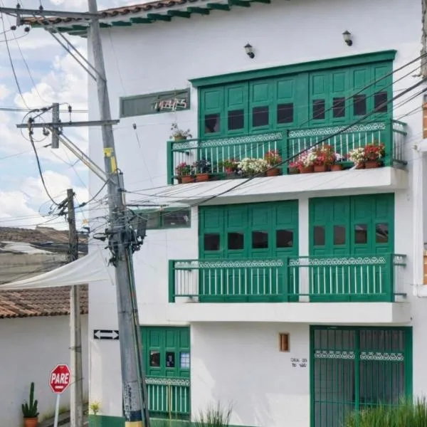 Raíz Serena, hotell i El Retiro