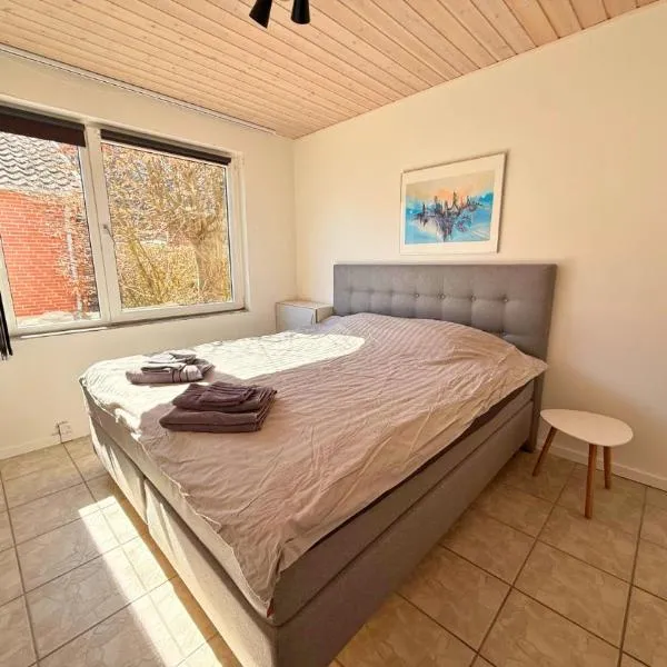 Charming Villa - Lalandia & Puttgarden & Femern: Rødby şehrinde bir otel