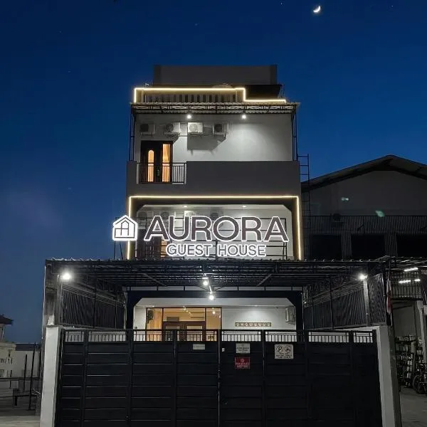 Aurora House Surabaya, hotel a Wijung