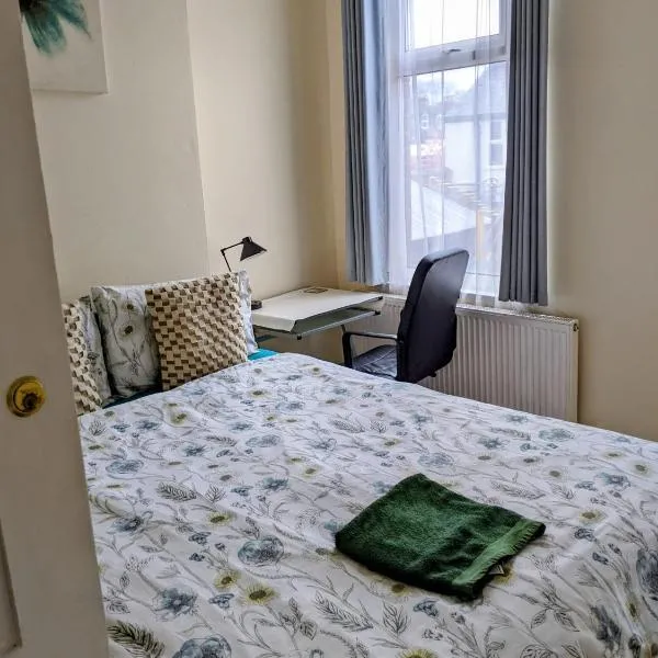 Homestay in NG5 area, hotel in Nottingham