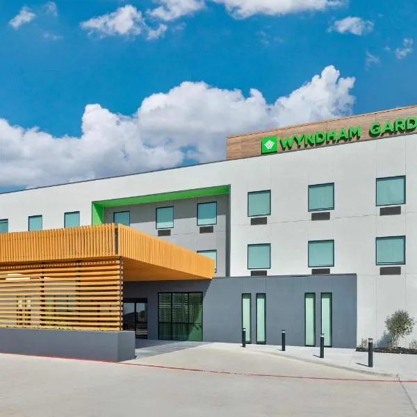 Wyndham Garden Anna: Anna şehrinde bir otel