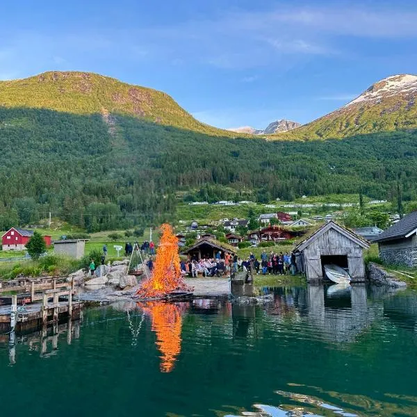 Strynsvatn Camping & Vacation Homes, hotel u gradu 'Stryn'
