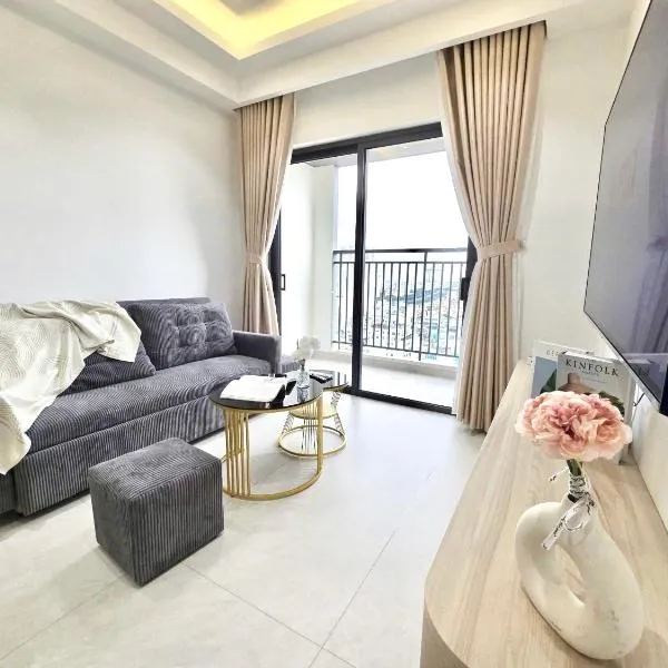 Lloyd's Daily Suites - SOHO Residence, Bui Vien Walking Street, BenThanh Market & SG's Vibe, hotel in Ho Chi Minh City