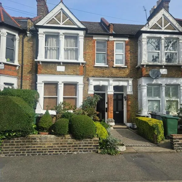 The blue international inn, khách sạn ở London