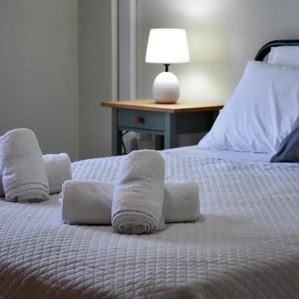 Seaside apartment platana kimis evoia, מלון בקימי