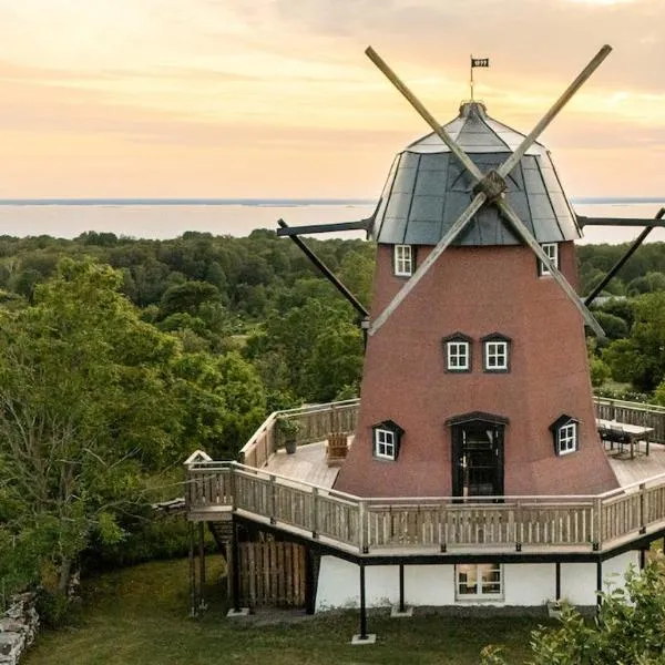 Windmill with the best sunset view, hotel v destinaci Borgholm