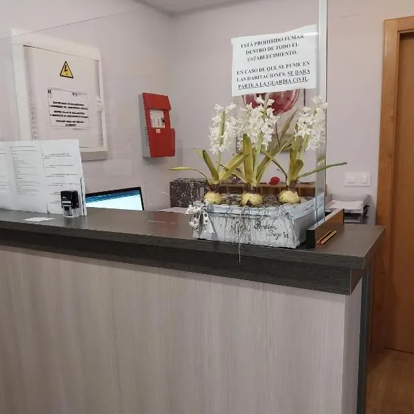 Pension Begoña, hotel in Arzúa