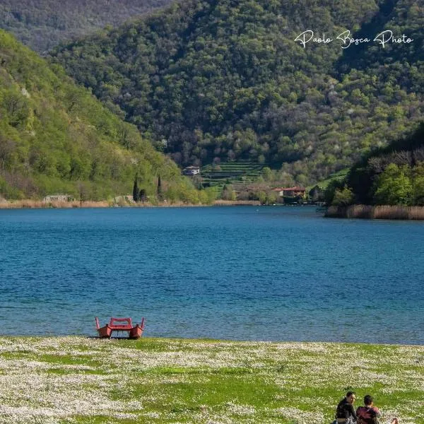 CasaPiergiulia - Canzo - Lago di Como -Parcheggio - Wifi, hotel di Canzo