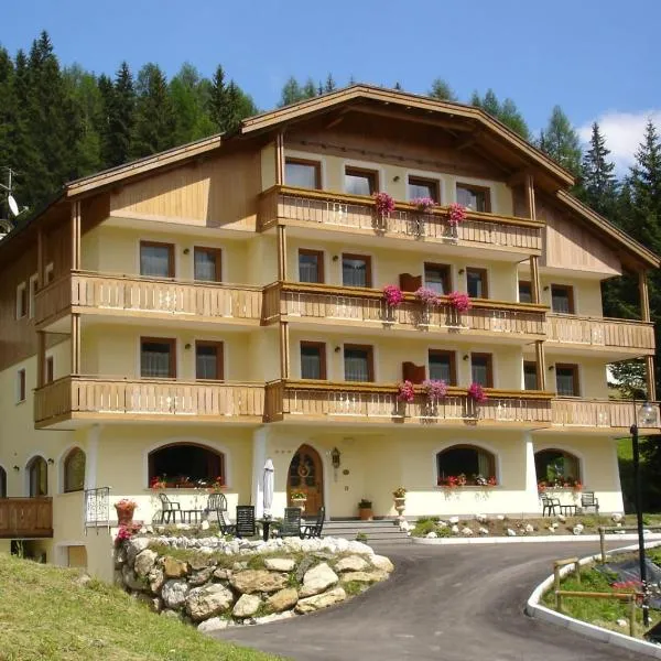 Hotel Mondeval, hotel u gradu 'Selva di Cadore'