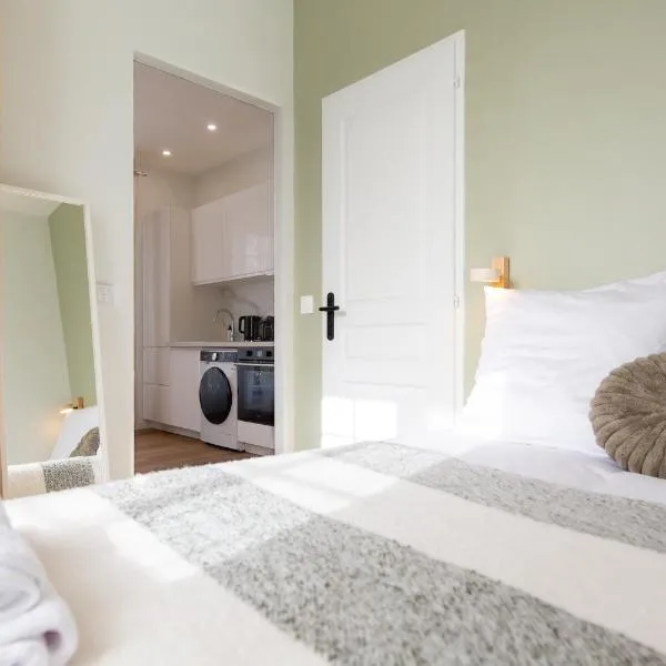 Residence TOYANA - Cozy Appartements - Proche Aéroport & Parking, hotel i Pessac