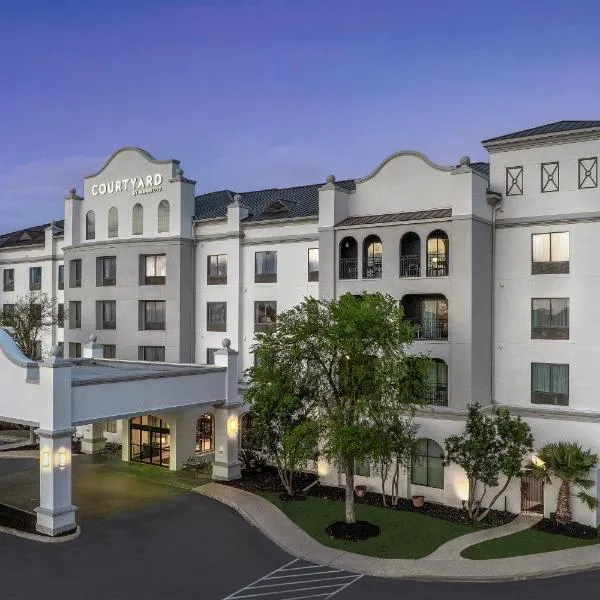 Courtyard by Marriott San Antonio SeaWorld Westover Hills, Hotel in San Antonio