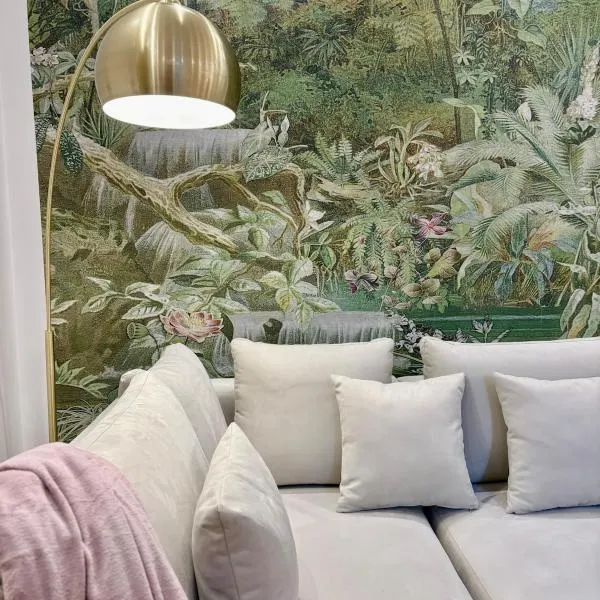 Jungle spa Loft Private Wellness Perugia Downtown, hotel sa Perugia