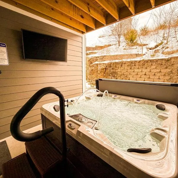 Spring Special Hot Tub King Beds No Steps No Dog Fee, hotel i Branson