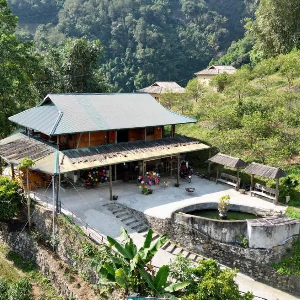 Sapa Orange Homestay โรงแรมในซาปา