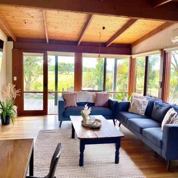 Prom Coast Oasis - Sandy Point, hotel i Sandy Point