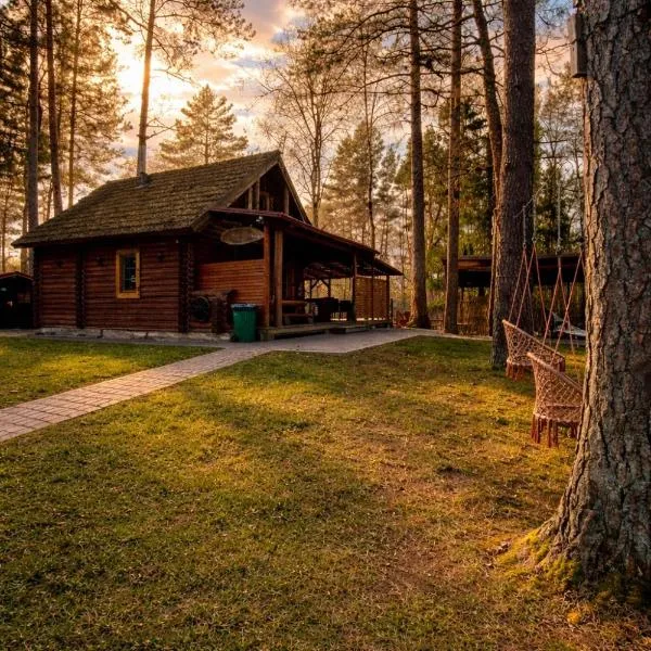 Guest House Jugland with Private Sauna Hot Tub and River Access Near Riga, hotel a Bajāri