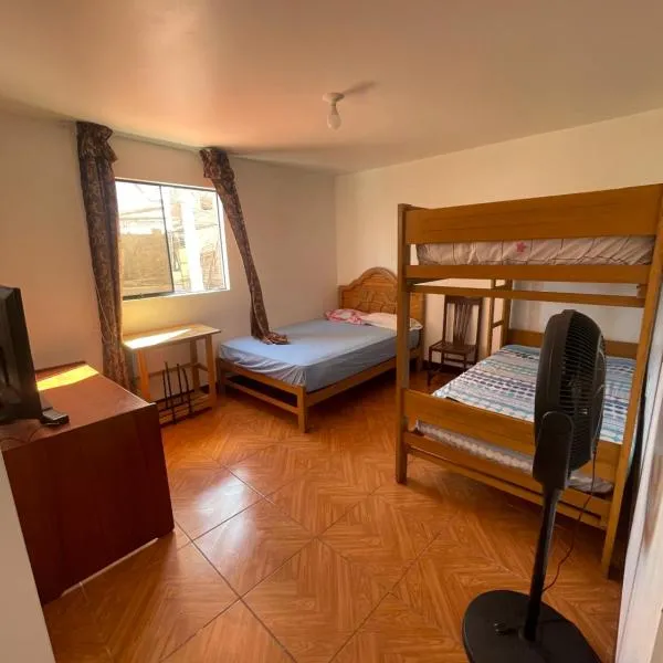 Hospedaje vista del sol 1, hotelli kohteessa Paracas