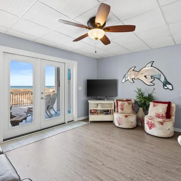 Gulf-Front Surf Club Condo 2BR, Spacious Balcony, Peaceful East End Beach Access, hotel i Panama City Beach