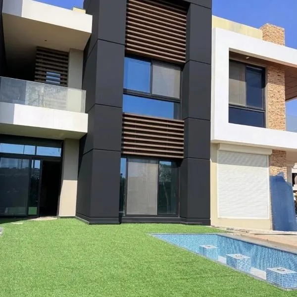 Majestic Lounge Midtown Villa New Capital, מלון בקהיר