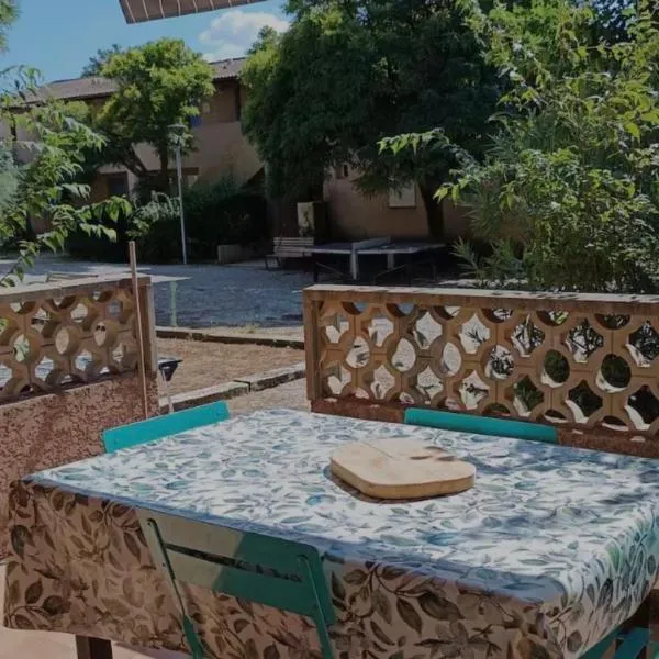 La maison papillons, hotel a Quissac