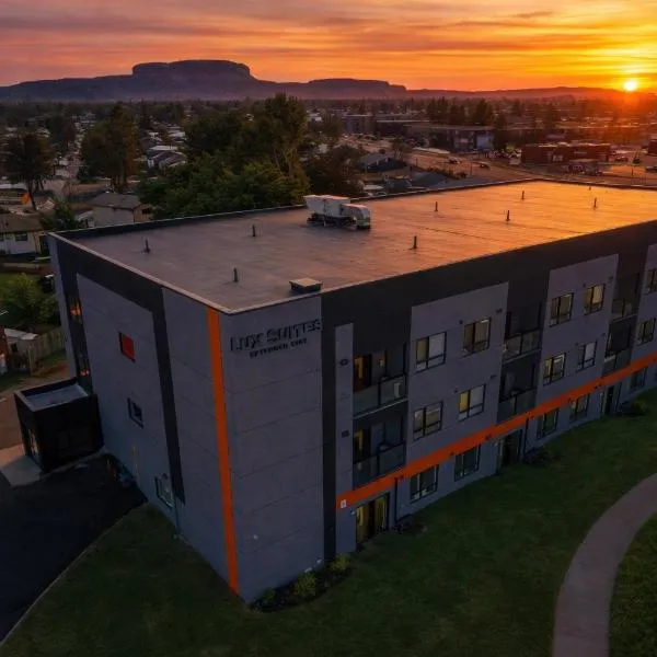 Lux Suites Extended Stay, hotel em Thunder Bay