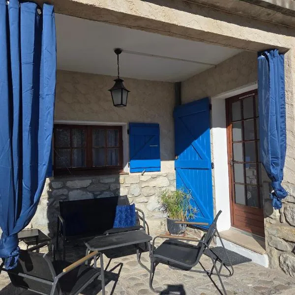 Aurelia Verdon, hotel sa Angles