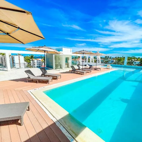 Vacation HOTEL - Bavaro beach CLUB - WIFI - Parking - DUCASSI SUITES STUDIOS - SPA, hótel í Punta Cana