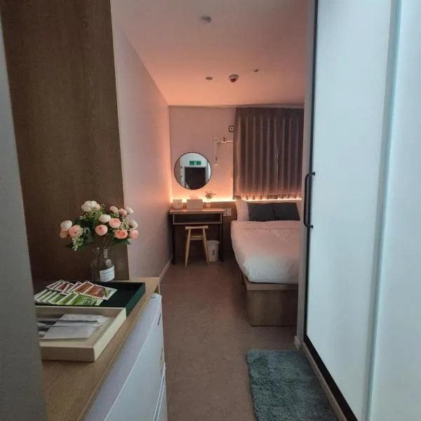 Nana HOSTEL jonggak, khách sạn ở Seoul