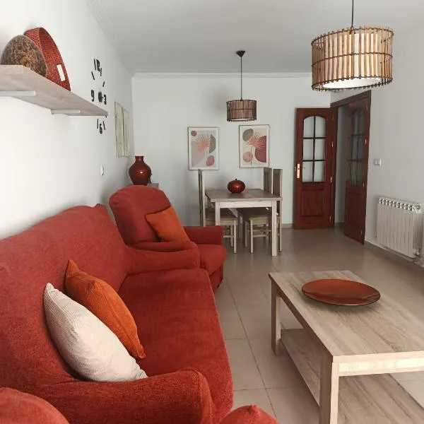 Vivienda vacacional con garaje Vistas a Mágina, hotel v mestu Baeza