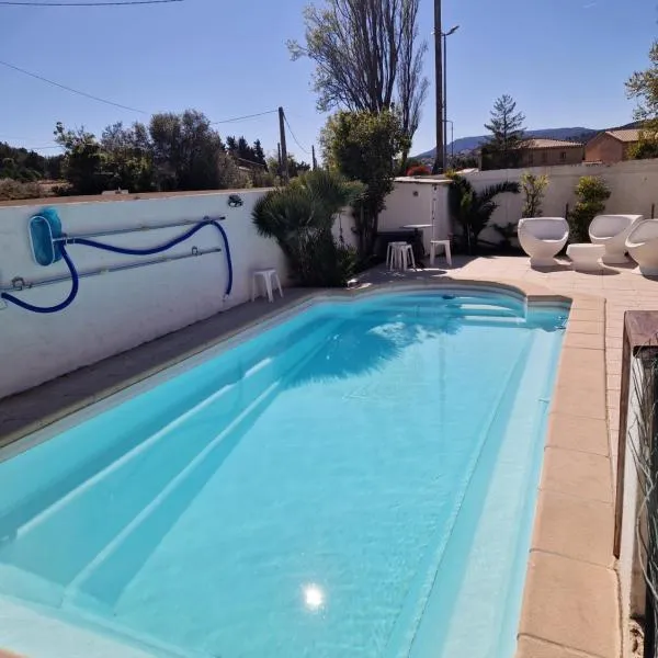 Cassis la gare, Hotel in Cassis