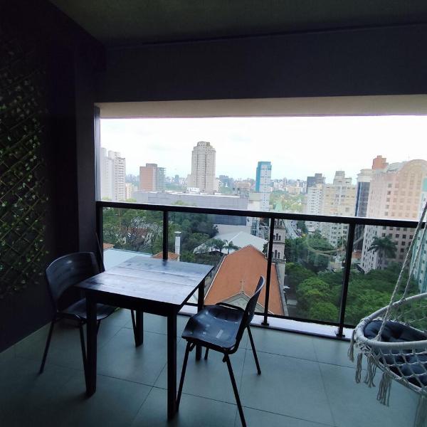 ​Design Moderno nos Jardins: 3 pessoas com Varanda - Foto 3