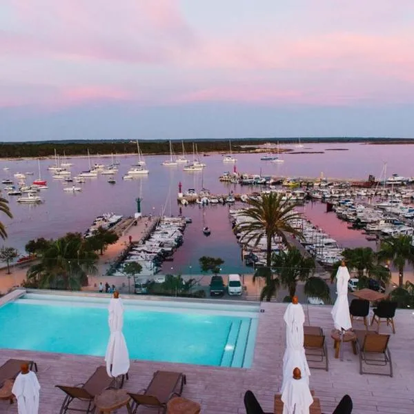Hotel Honucai, Hotel in Colonia Sant Jordi