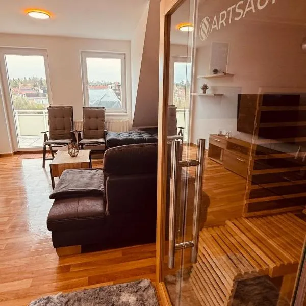 Dachwohnung mit Südbalkon Sauna und Strandkorb, khách sạn ở Mühlhausen