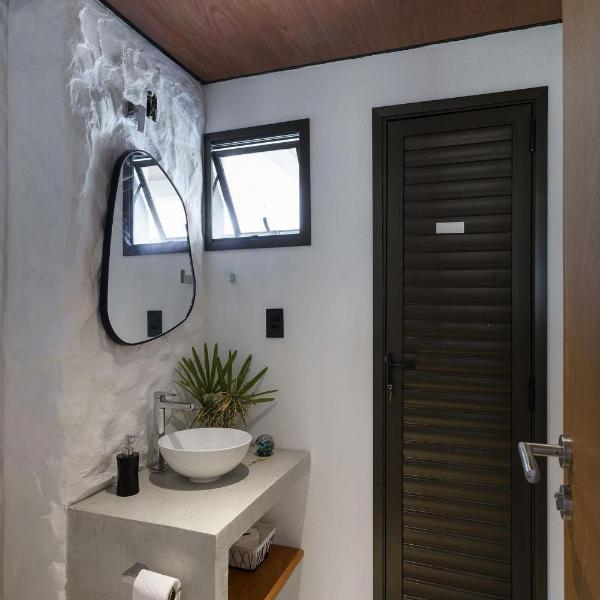 Flamboyant: casa moderna no Praia Canoé c/ rooftop - Foto 3