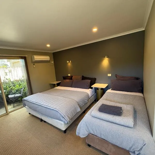 Motel Strahan، فندق في ستراهان