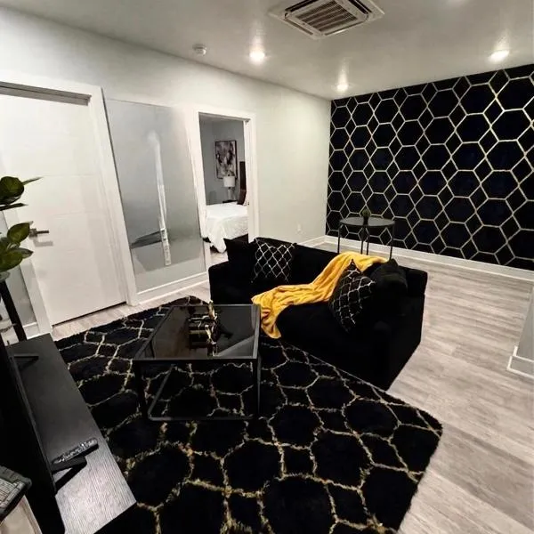 Modern Luxury - Lower Greenville FIFA READY!! โรงแรมในดัลลัส